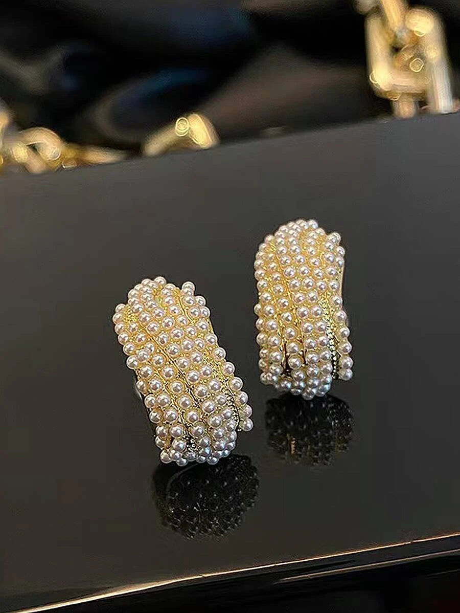 Faux Pearl Decor Stud Earrings