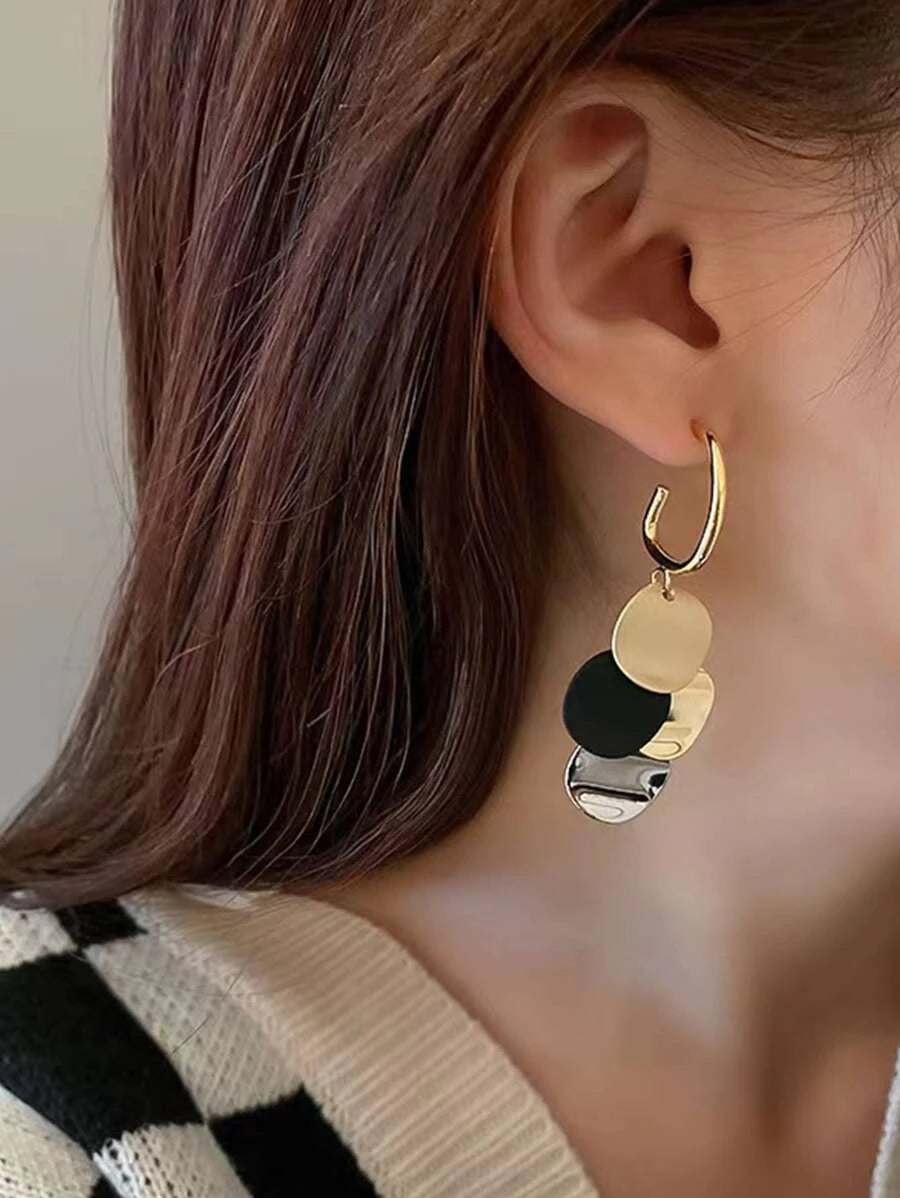 Geometric Decor Drop Earrings