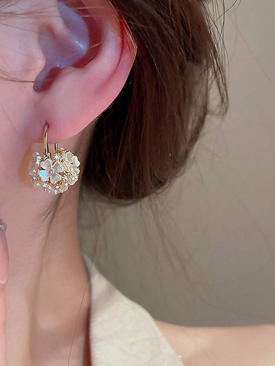 Rhinestone Inlaid Sphere Earrings