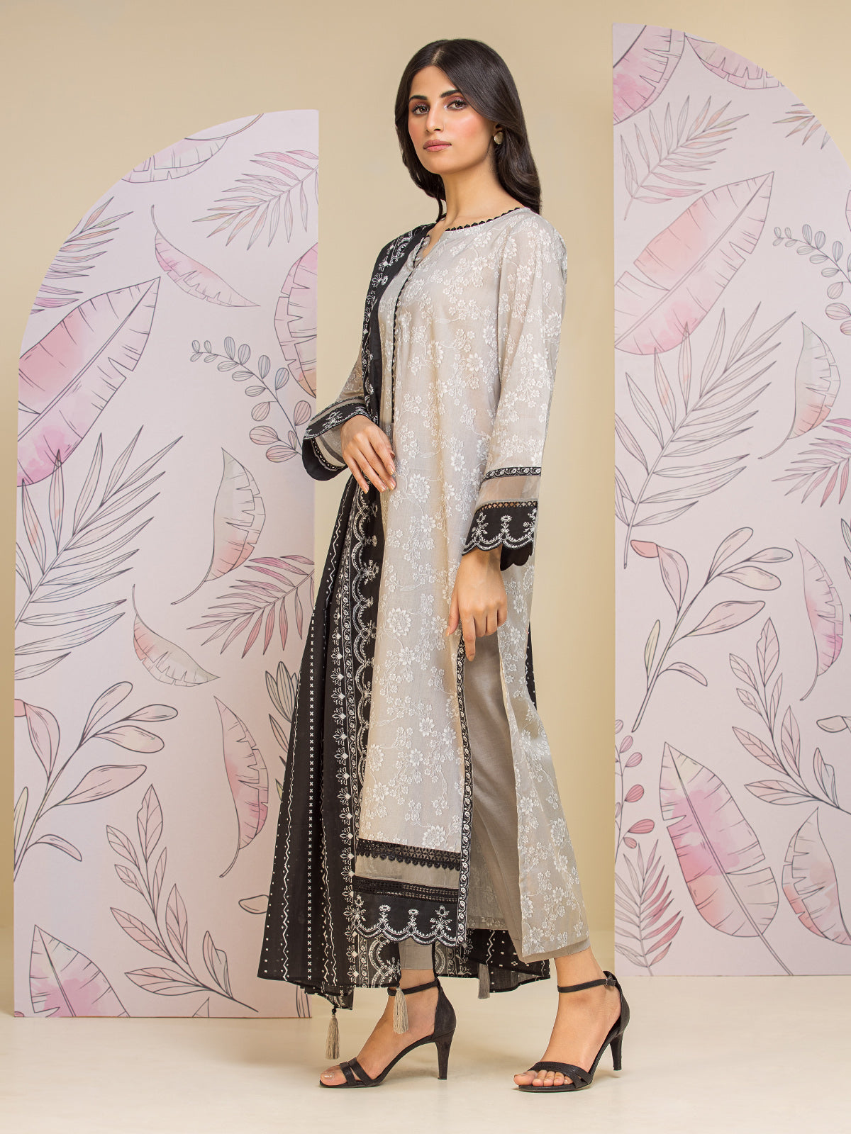 Grey Printed Lawn 3 Piece