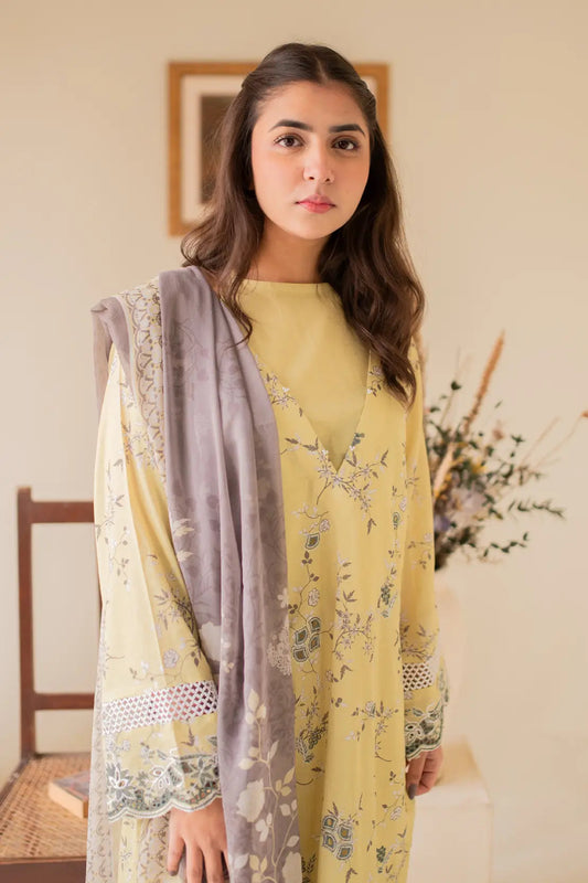 3 Piece - Embroidered Lawn - 8198