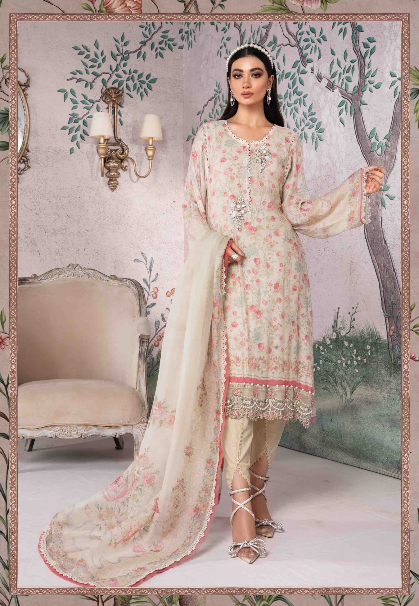 Design 8 Cream & Pink Gardenia - Heer Rang