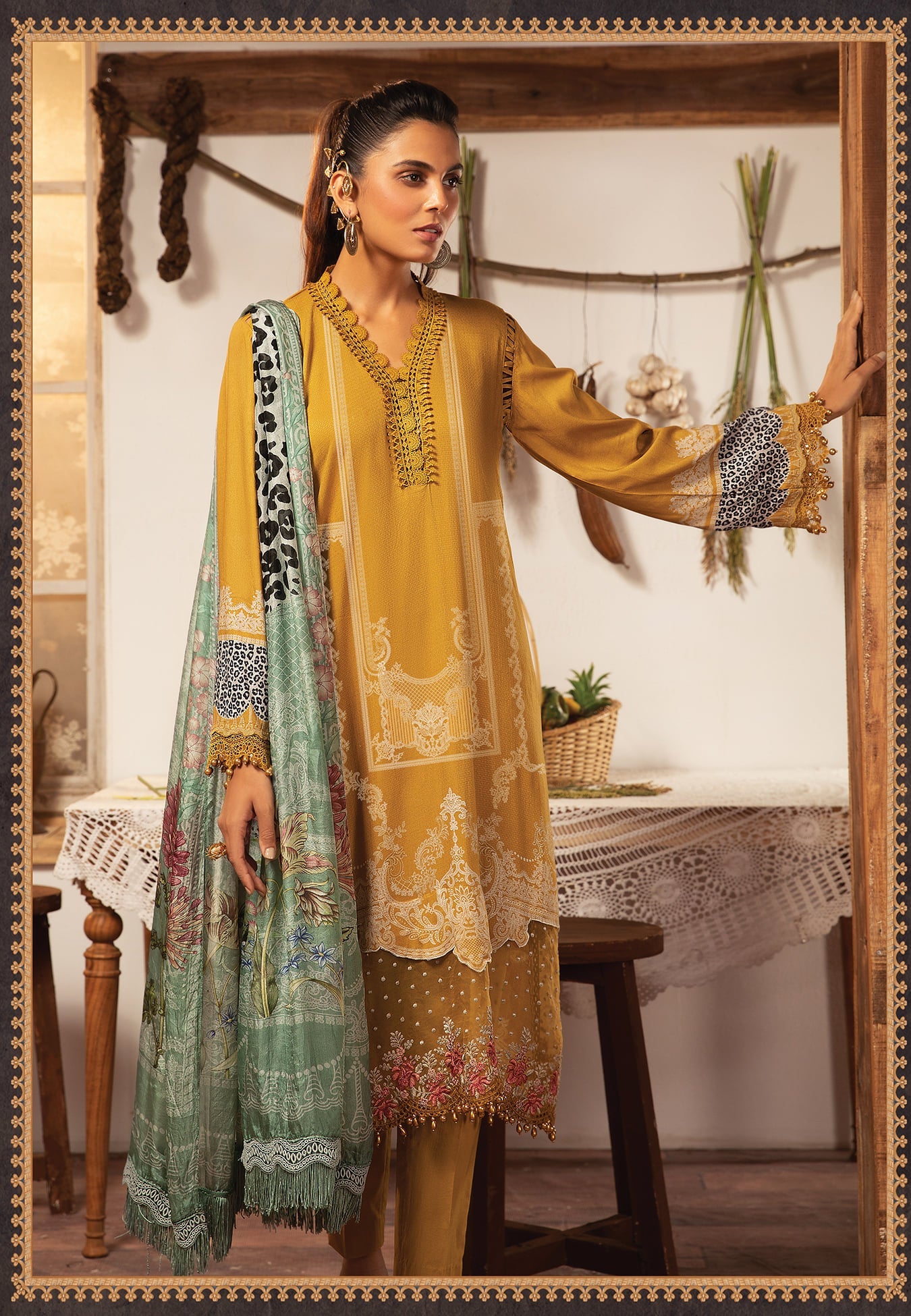 M.Prints MPT-1203-A - Heer Rang