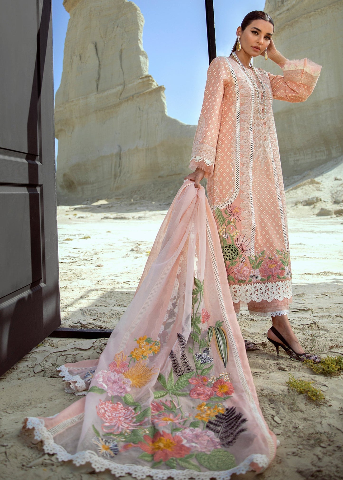 Summer Blooms - 6B - Blush - Heer Rang